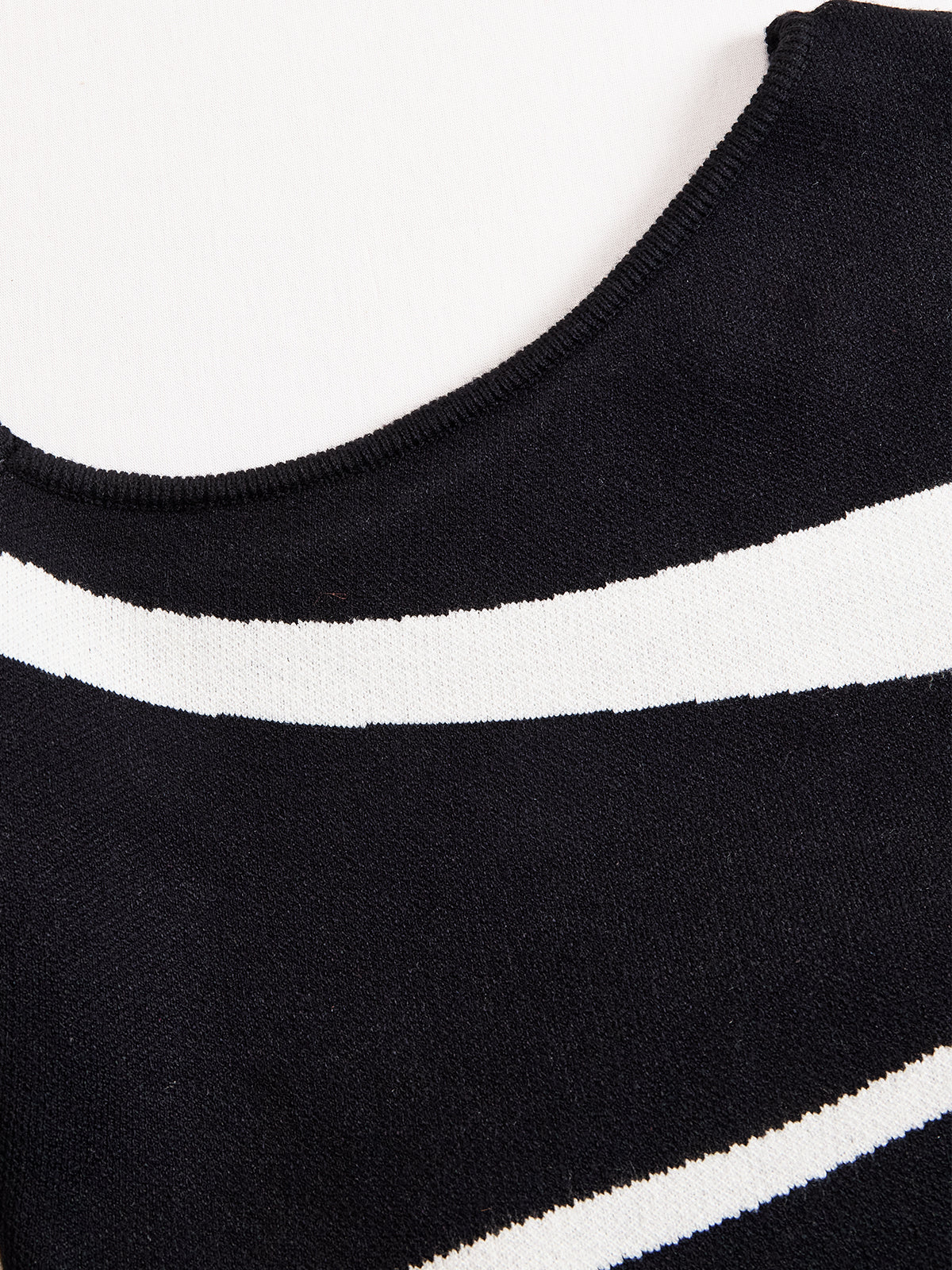 KIRA | Vestido knit y sofisticadoKira