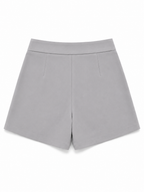 Pantalones cortos ajustados asimétricos