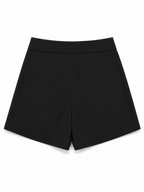 Pantalones cortos ajustados asimétricos