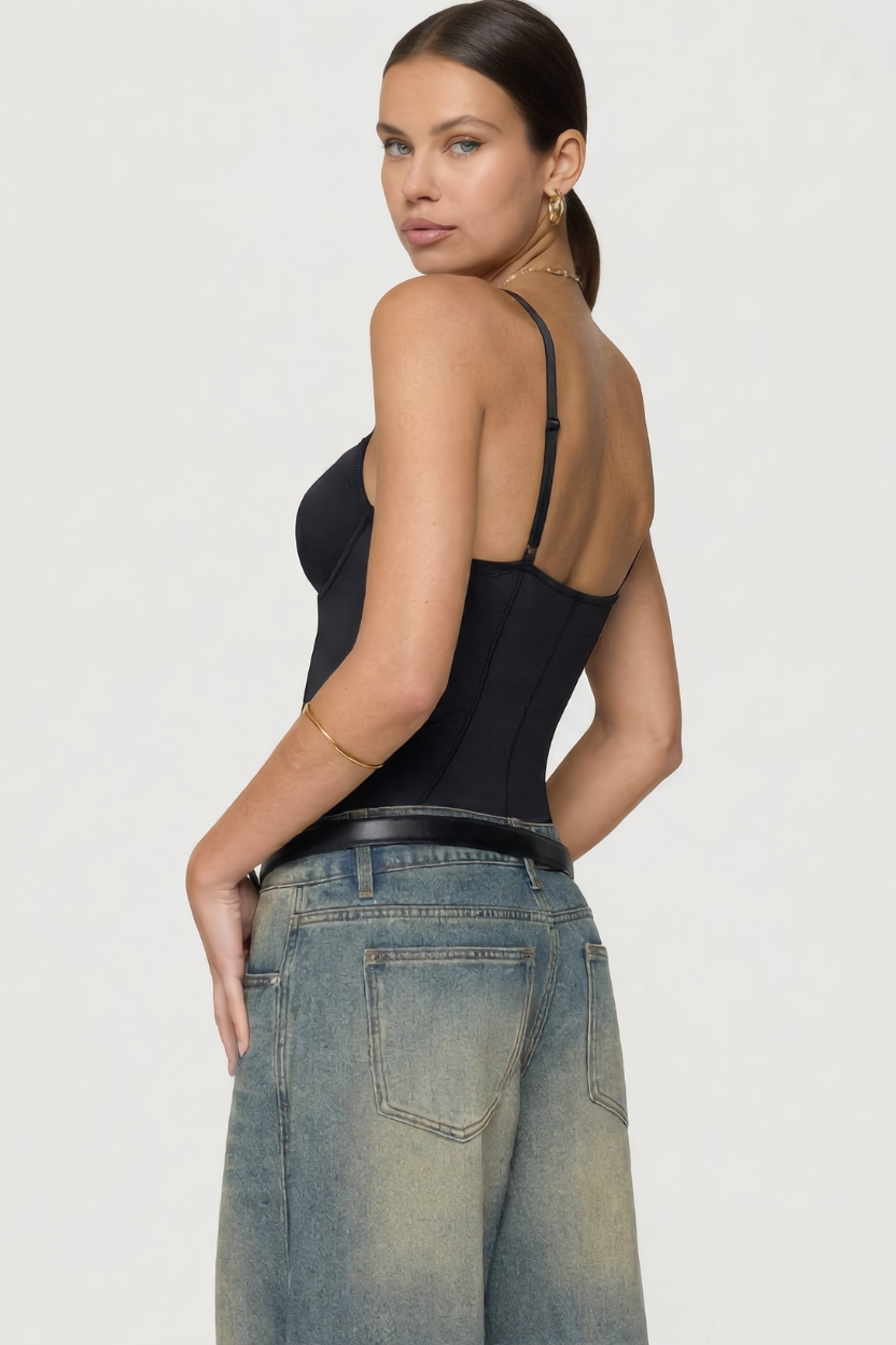 Mira | Body estructurado y elegante
