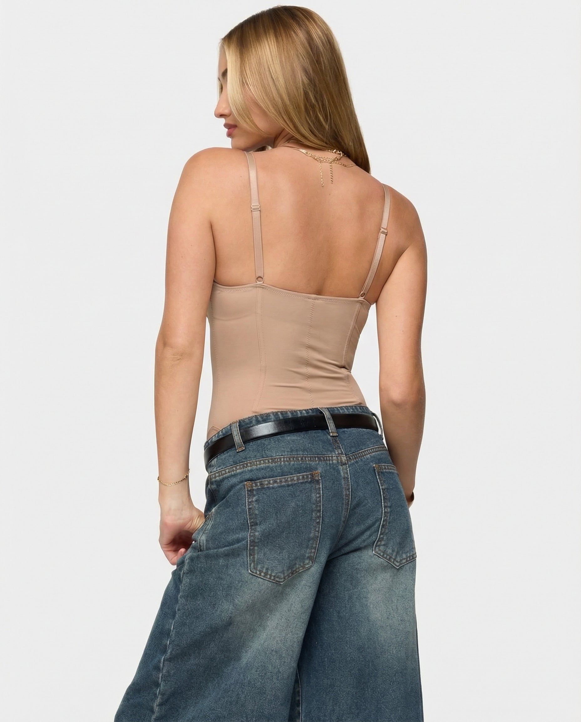 Mira | Body estructurado y elegante