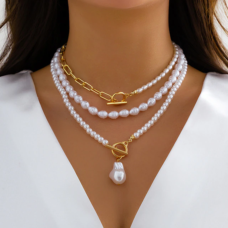 COLLAR PERLAS LUZ DORADA